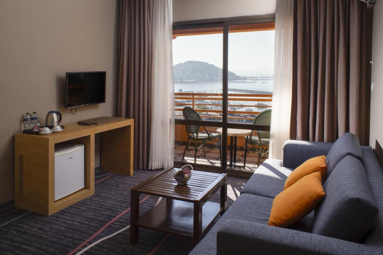 Suhan Seaport Hotel Кушадасы Экстерьер фото