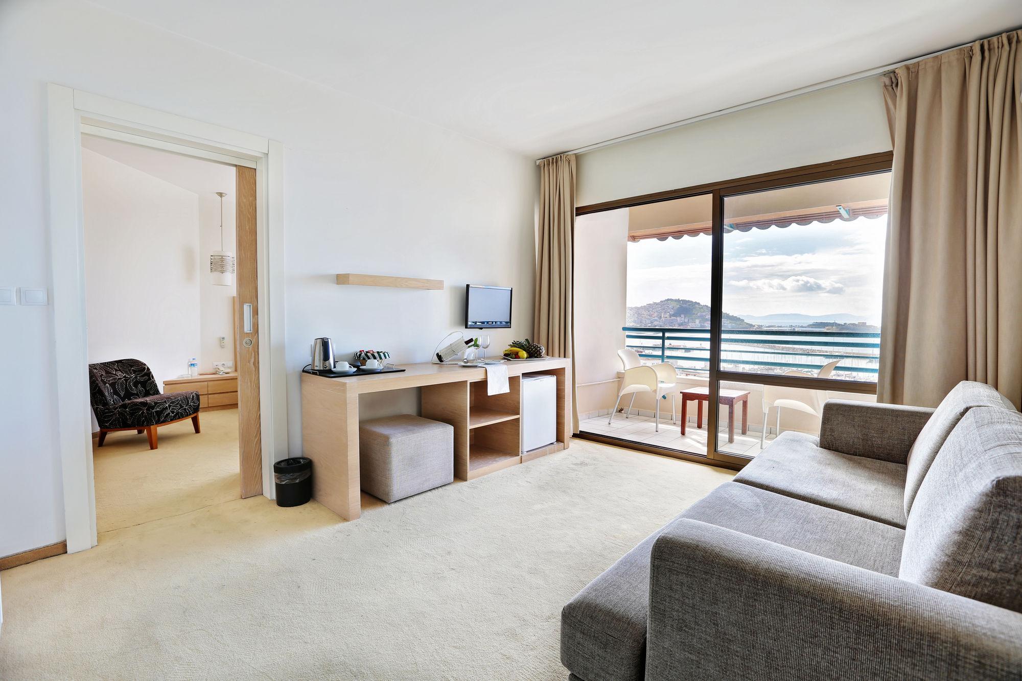 Suhan Seaport Hotel Кушадасы Экстерьер фото