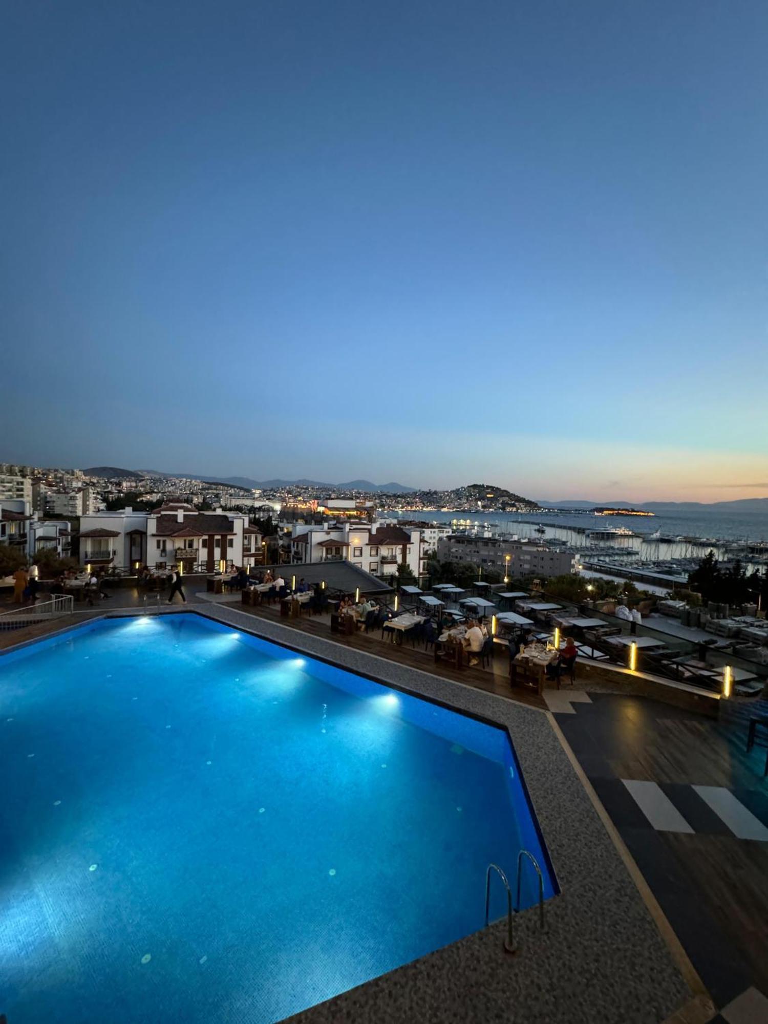 Suhan Seaport Hotel Кушадасы Экстерьер фото