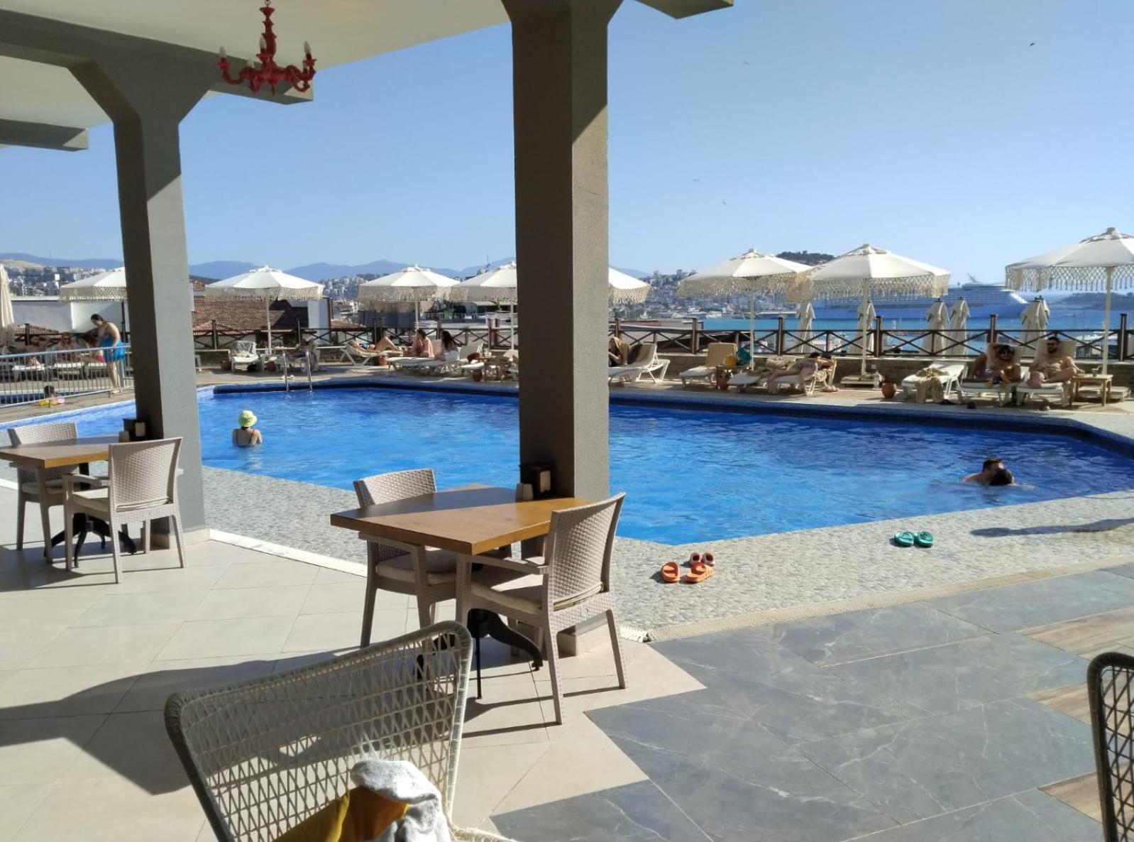 Suhan Seaport Hotel Кушадасы Экстерьер фото