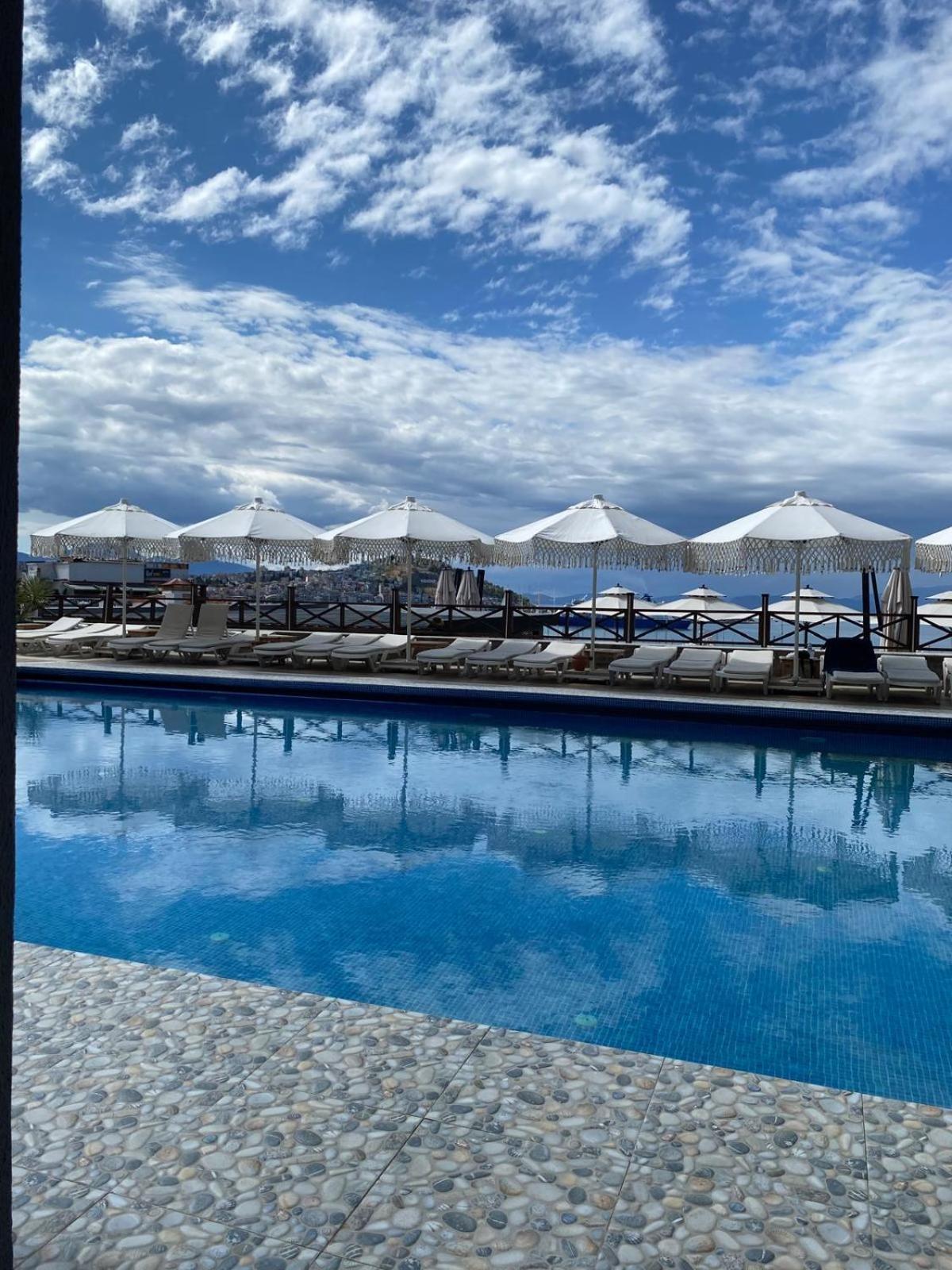 Suhan Seaport Hotel Кушадасы Экстерьер фото